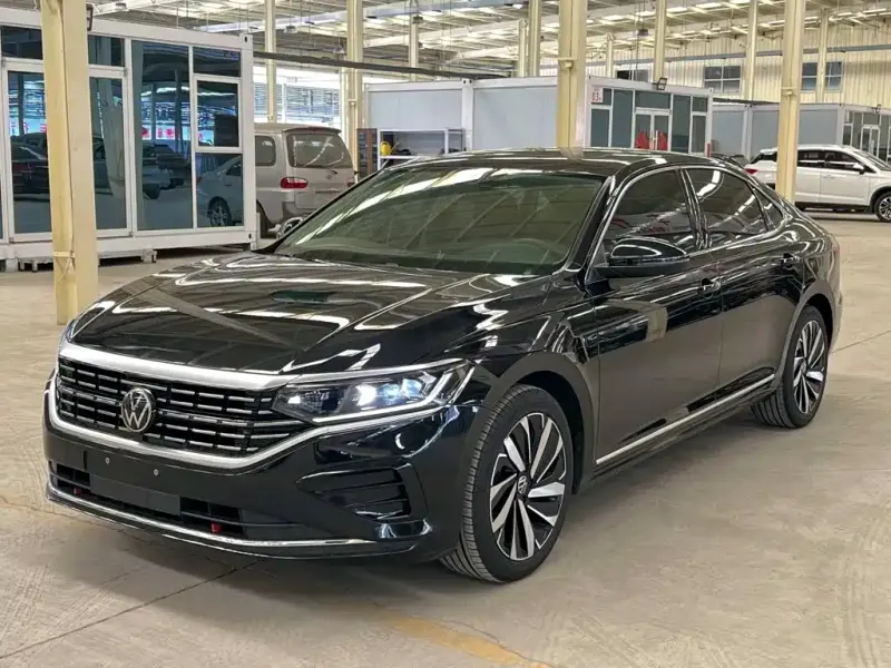 Volkswagen Passat, 2023
