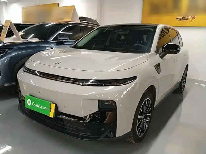 Leapmotor B10, 2025