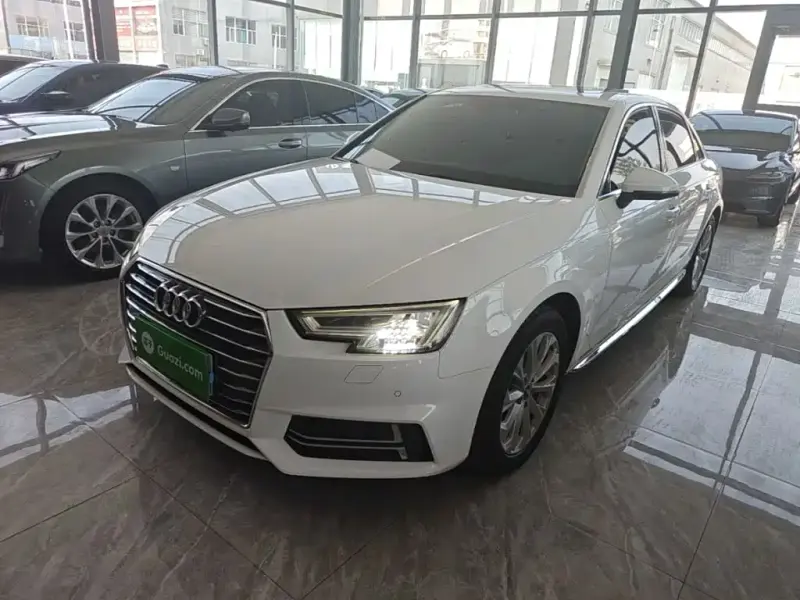 Audi A4L, 2019