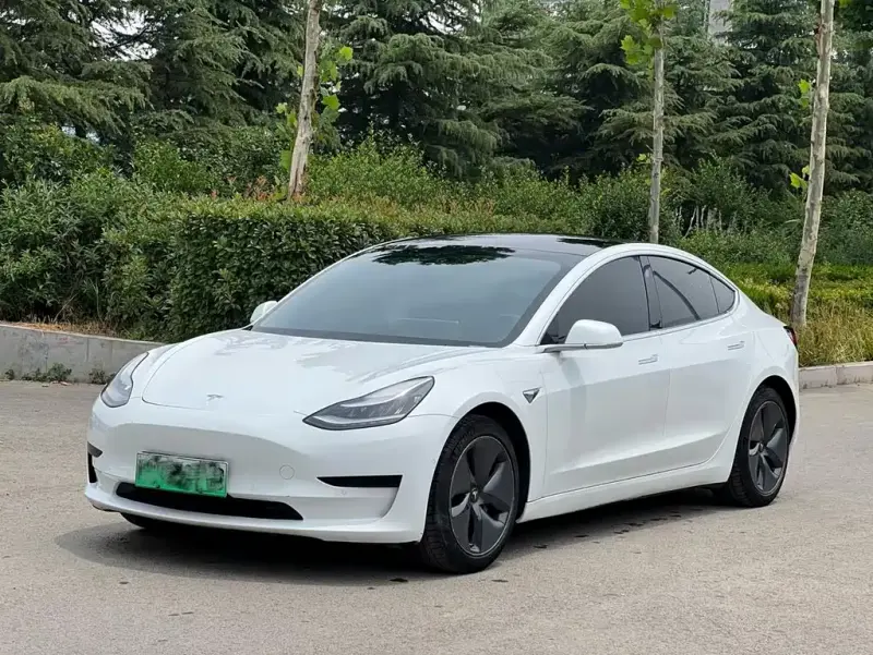 Tesla Model 3, 2020