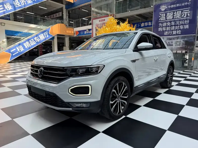 Volkswagen T-Roc, 2022