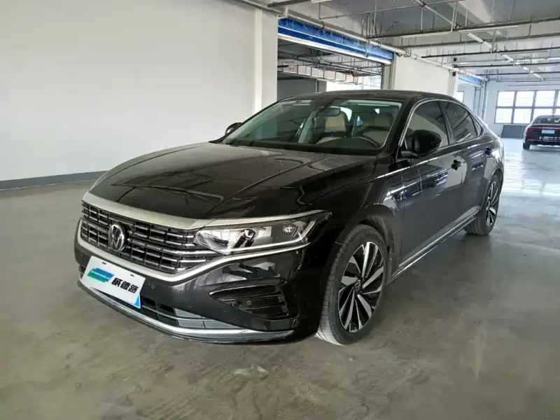 Volkswagen Passat, 2023