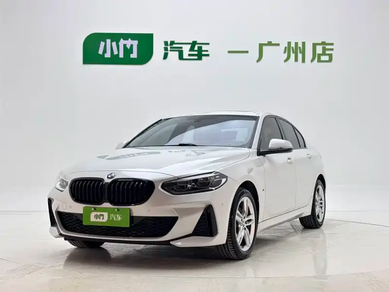 BMW 1 Series, 2022
