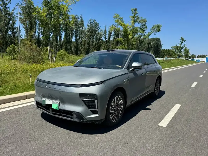 Exeed Xingjiyuan ET ET 2025 версия гибрид EREV 240 Pro полный привод ассистенты водителя, 2025 — фото 1