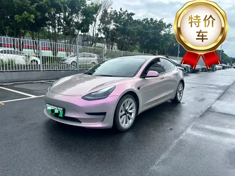Tesla Model 3, 2022
