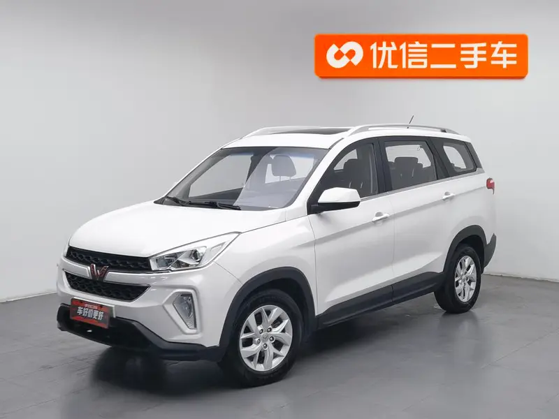 Wuling Hongguang S3, 2018