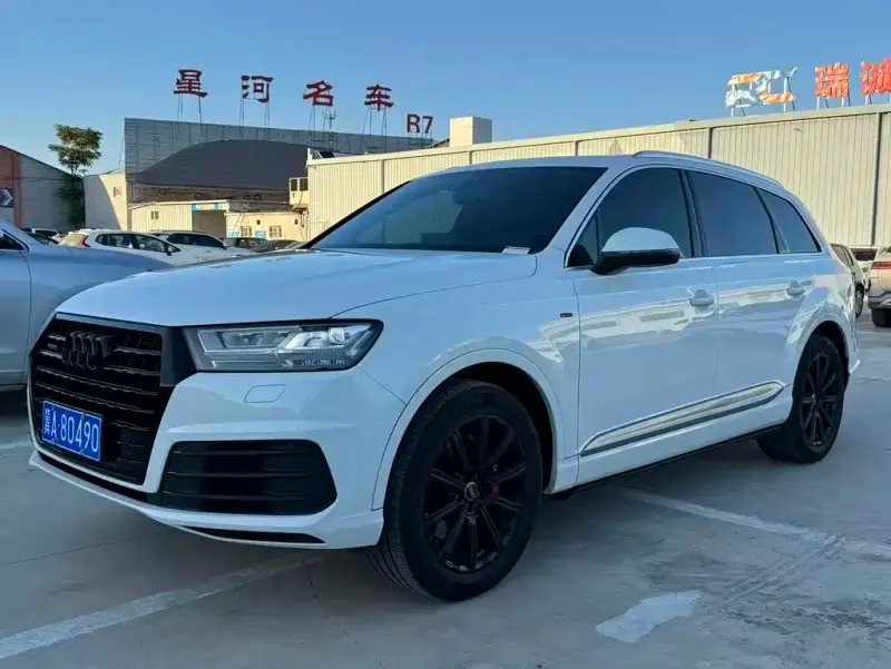 Audi Q7, 2015