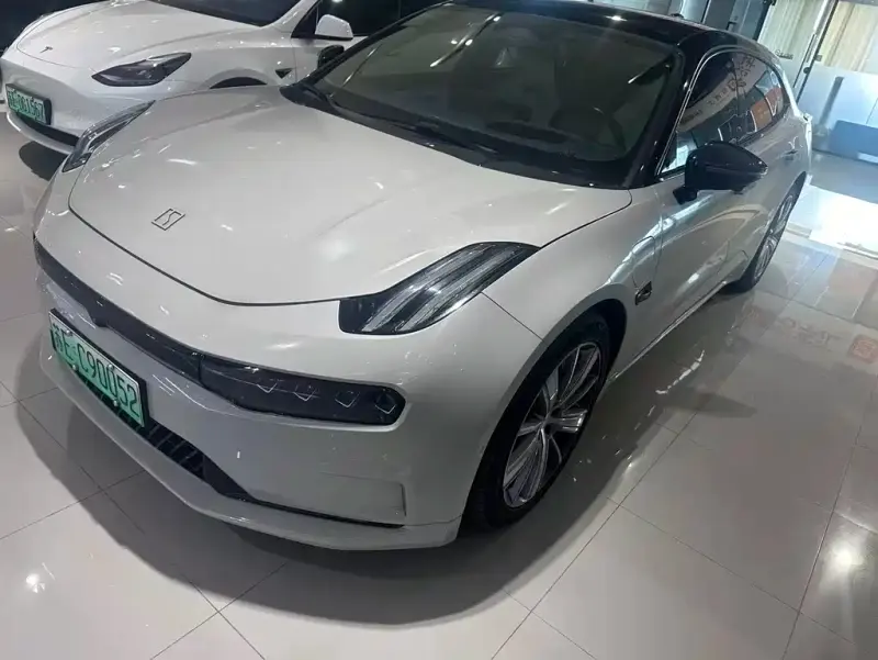 Zeekr 001, 2022