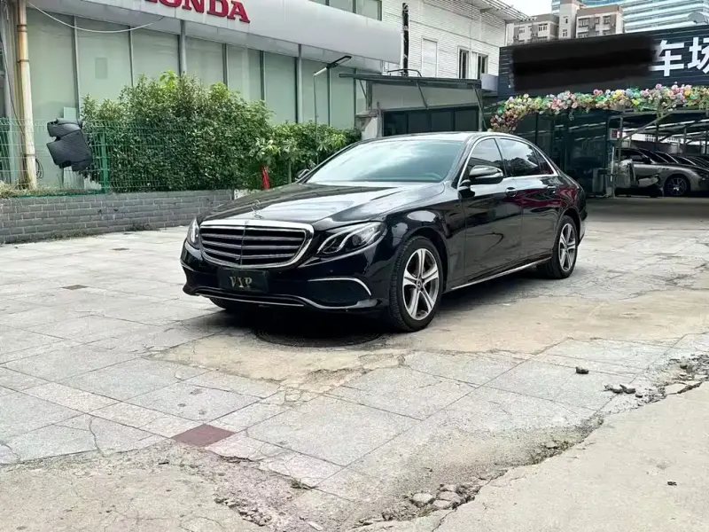 Mercedes-Benz E-Class Mercedes-Benz E-Class 2018 E 200 L Sport Type, 2018 — фото 1