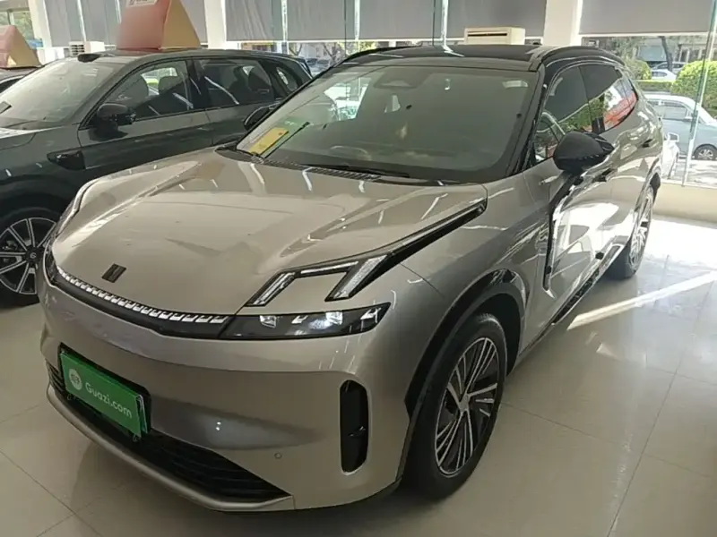 Lynk & Co 08 EM-P, 2024