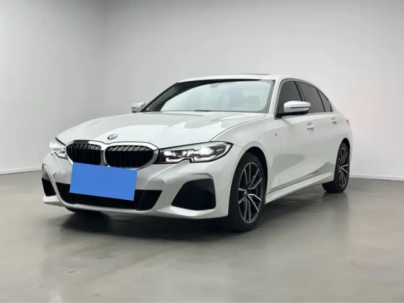 BMW 3 Series, 2021