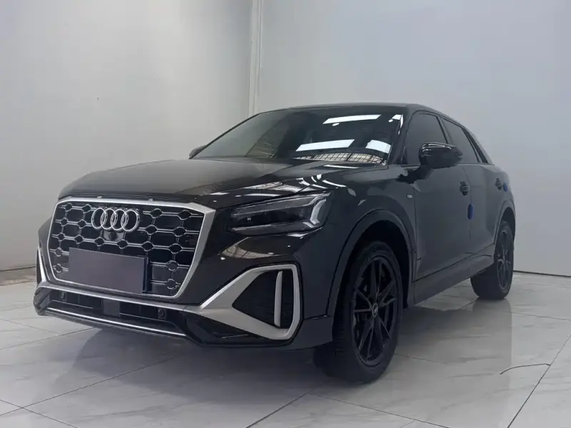 Audi Q2L, 2023