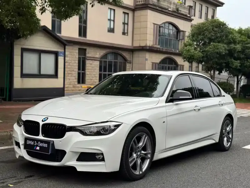 BMW 3 Series, 2019