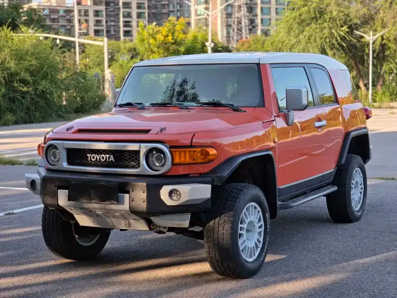 Toyota FJ Cruiser, 2014