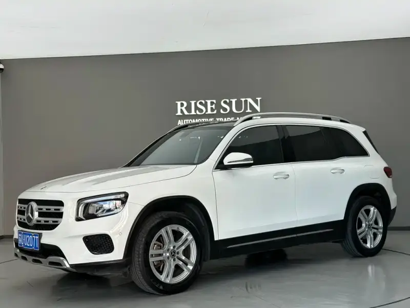 Mercedes-Benz GLB, 2023