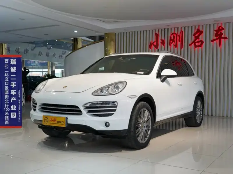 Porsche Cayenne, 2015