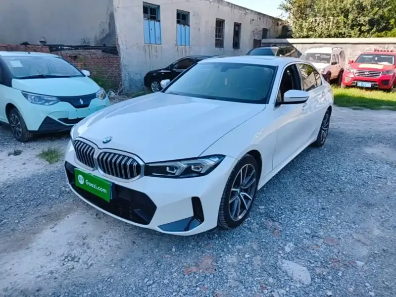 BMW 3 Series, 2023