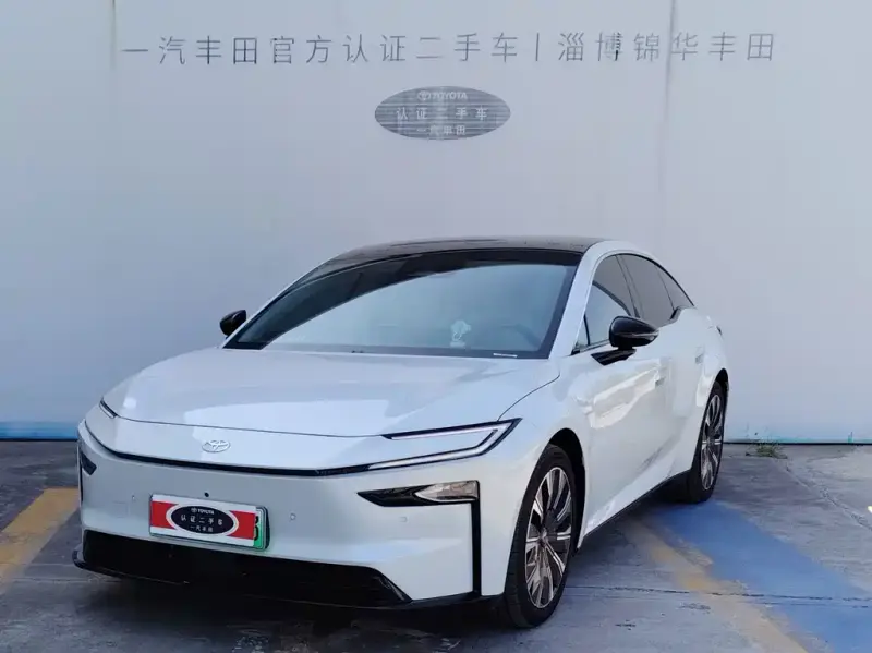 Toyota bZ7, 2026