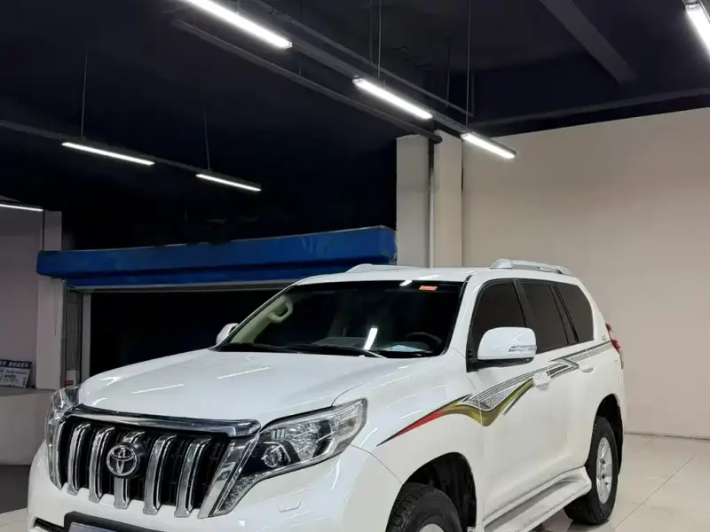 Toyota Prado (Import), 2015