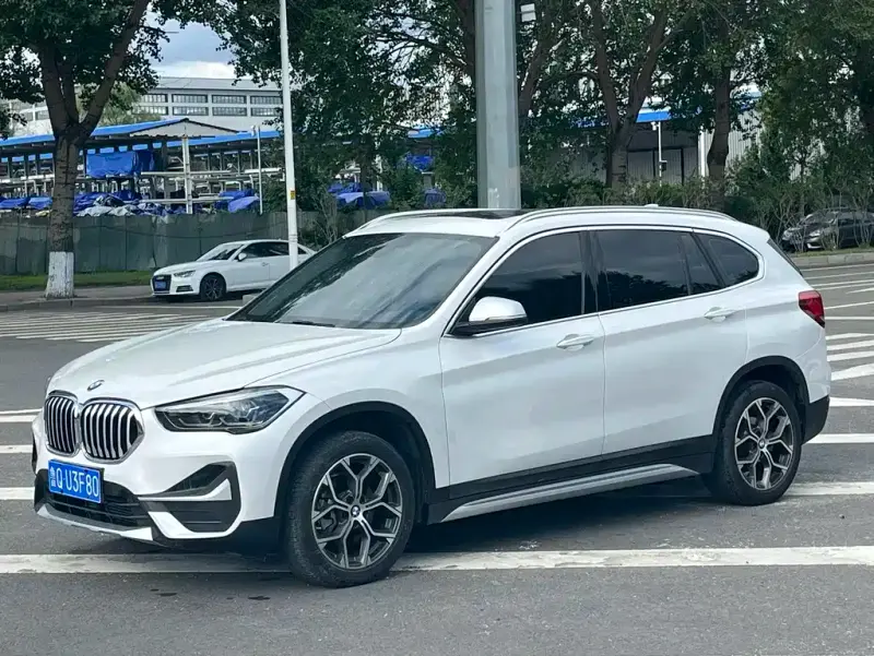 BMW X1 BMW X1 2022 sDrive20Li Fashion Type, 2022 — фото 1