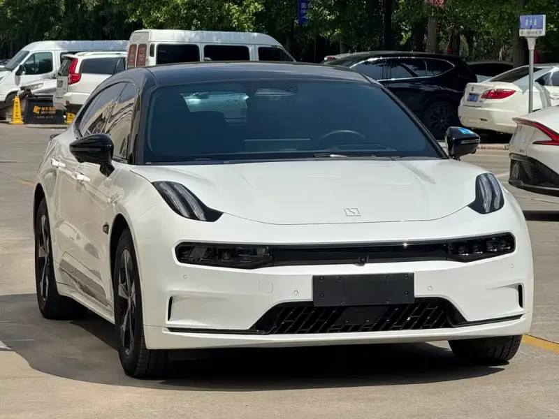 Zeekr 001, 2024