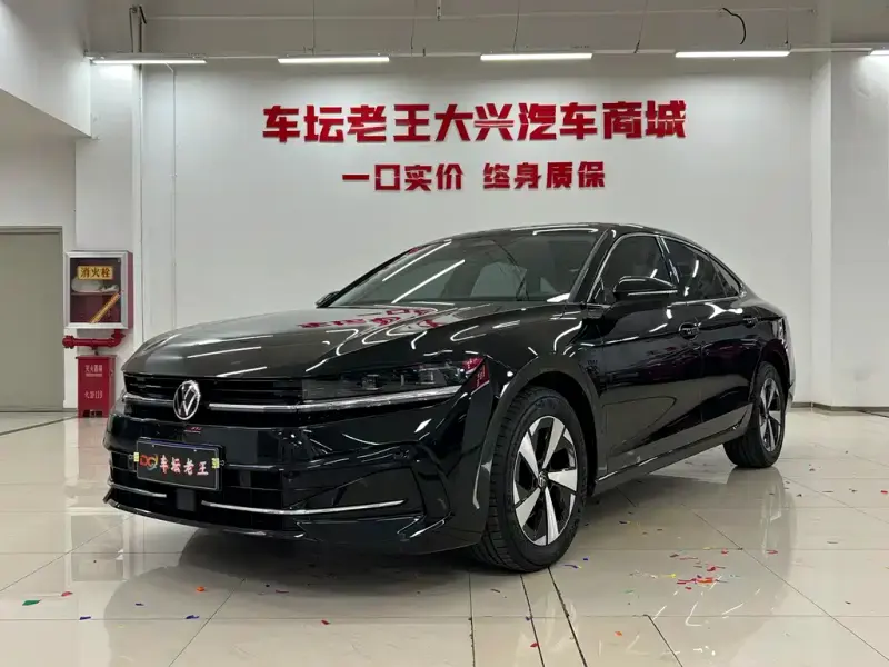 Volkswagen Magotan, 2025