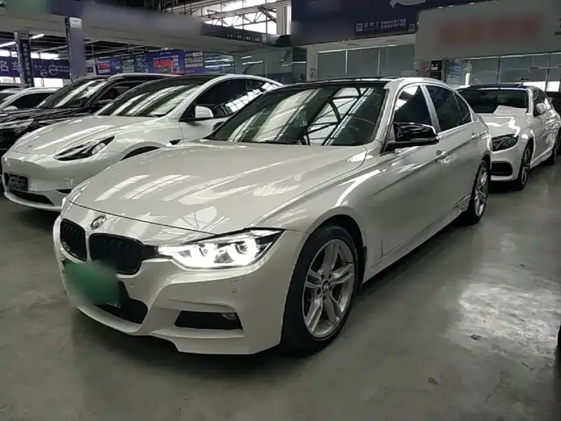 BMW 3 Series, 2018