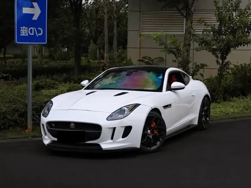 Jaguar F-TYPE, 2016