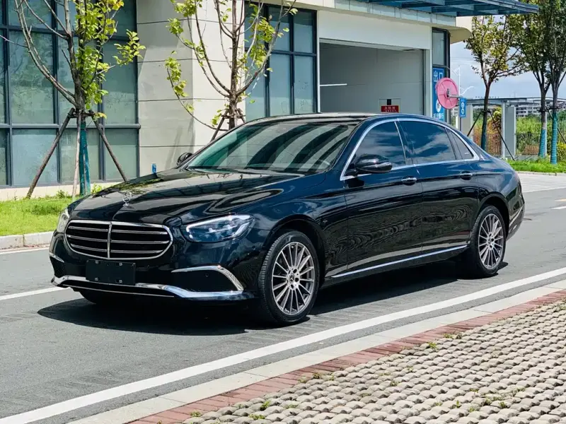Mercedes-Benz E-Class, 2022