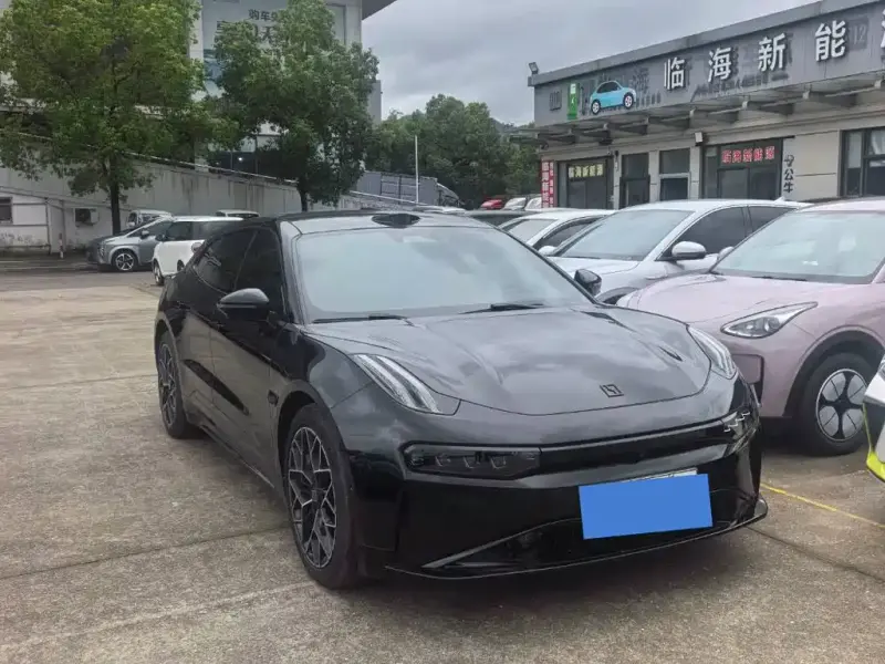 Zeekr 001, 2024