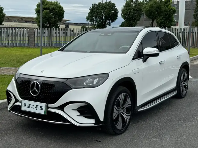 Mercedes-Benz EQE SUV, 2023