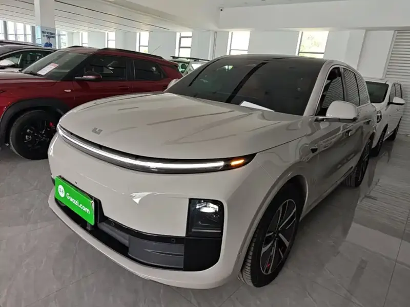 Li Auto Li L6, 2025