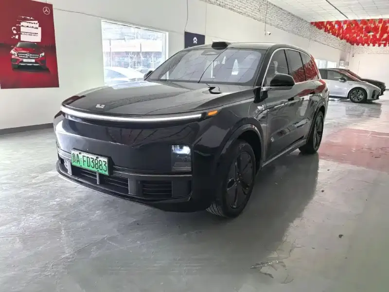 Li Auto Li L8, 2025