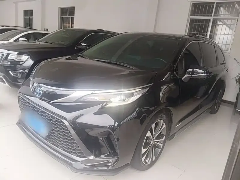 Toyota Granvia, 2024