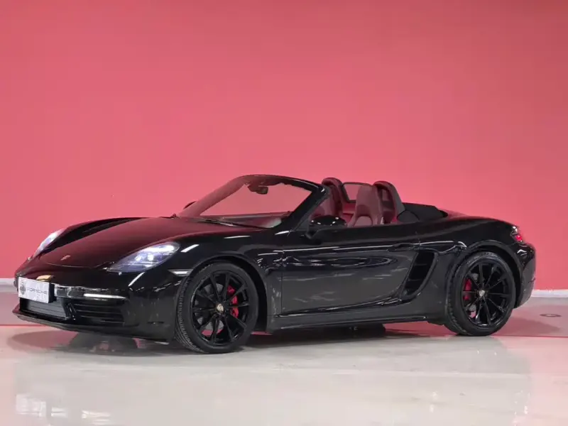 Porsche 718, 2017