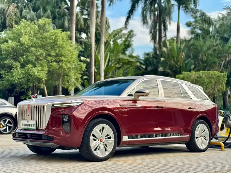 Hongqi E-HS9, 2023