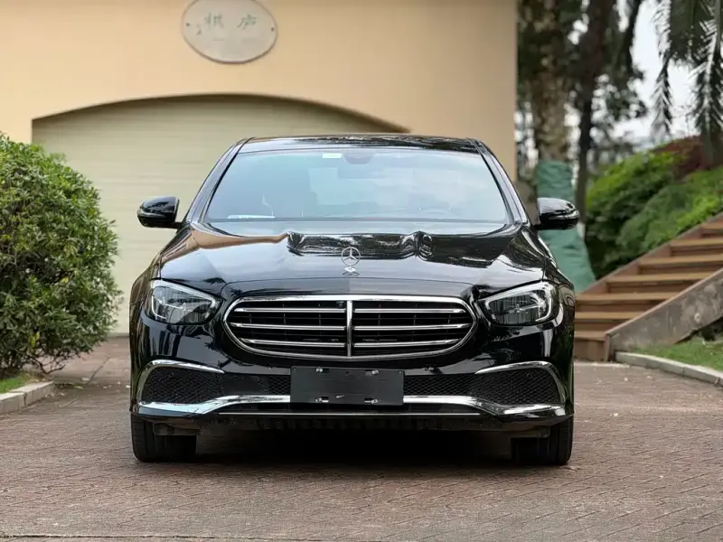 Mercedes-Benz E-Class Mercedes-Benz E-Class 2021 E 300 L Luxury Type, 2020 — фото 1