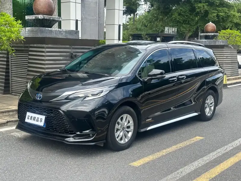 Toyota Granvia, 2023