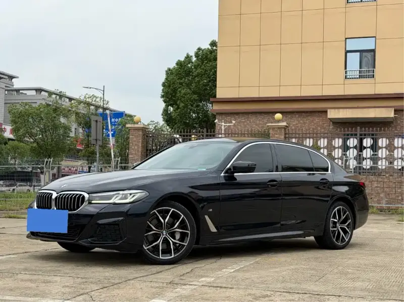 BMW 5 Series, 2022