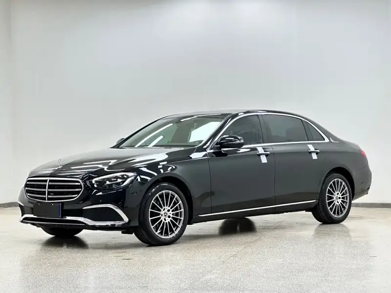 Mercedes-Benz E-Class, 2022