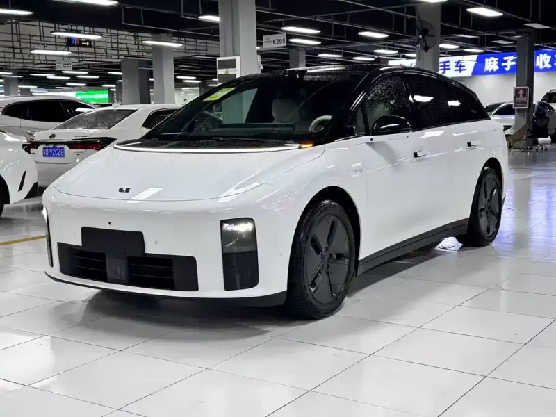 Li Auto Li i6, 2026