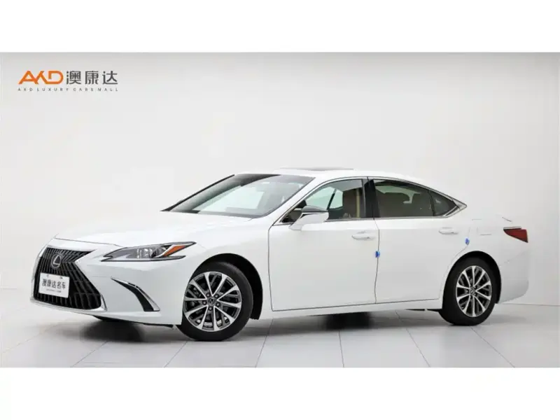 Lexus ES, 2024