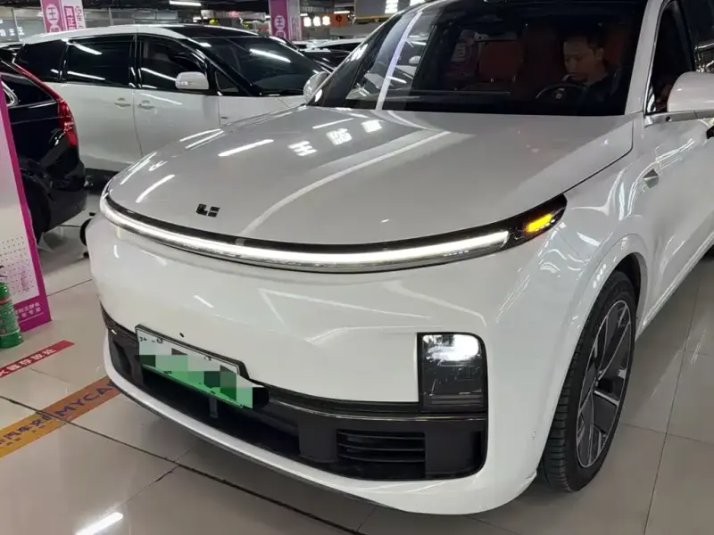 Li Auto Li L8, 2025