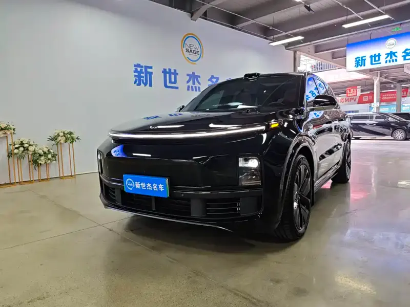 Li Auto Li L8, 2025