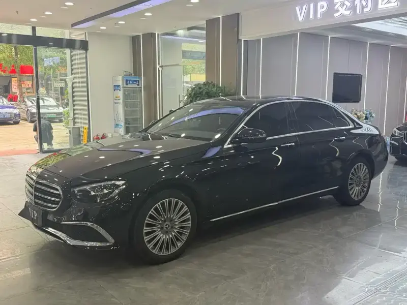 Mercedes-Benz E-Class, 2022