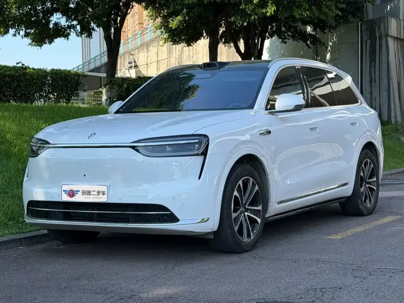 AITO M7, 2025