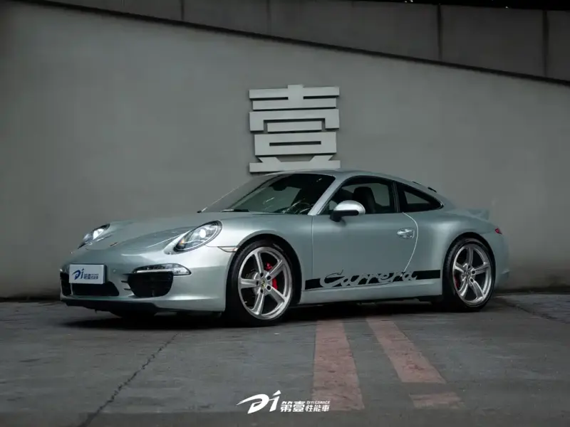 Porsche 911, 2012