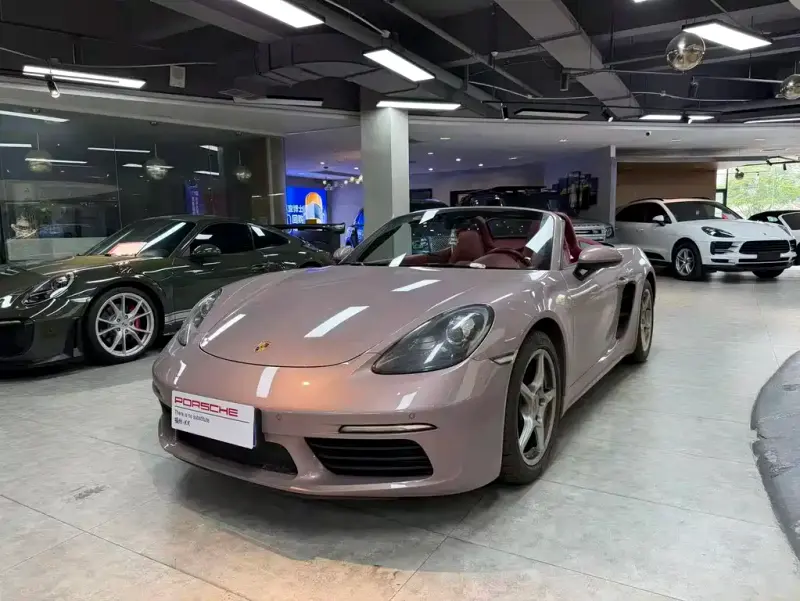 Porsche 718, 2022