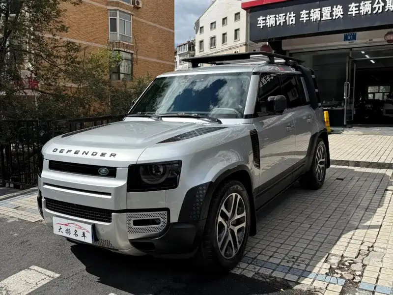 Land Rover Defender, 2020