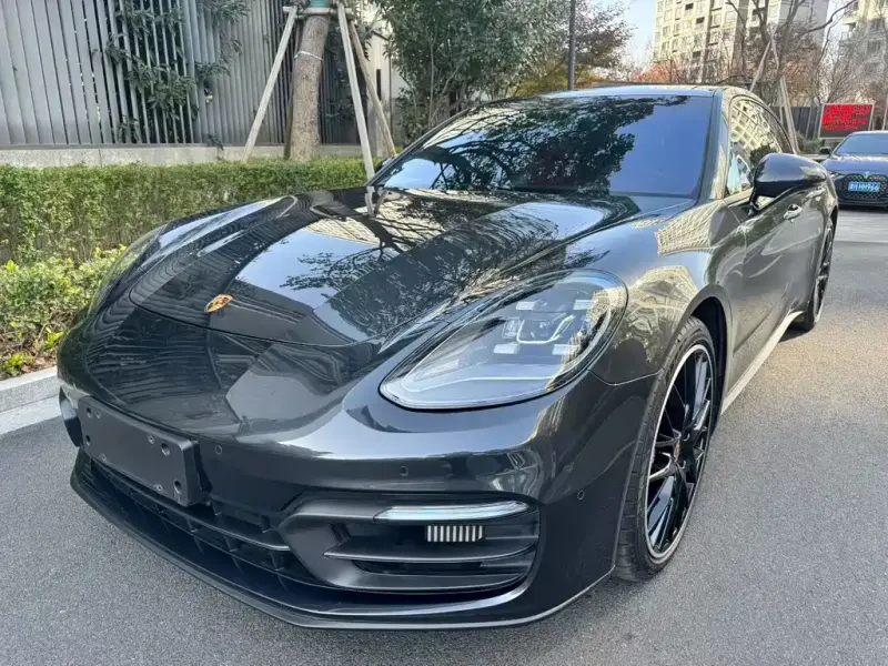 Porsche Panamera, 2020